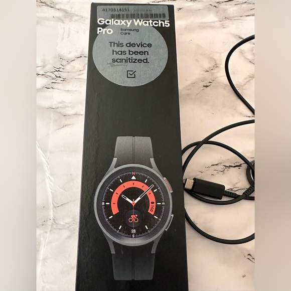 GALAXY WATCH 5 PRO BLUETOOTH|WIFI| GPS 45MM FACE, 20MM STANDARD STRAP M/L. - Picture 8 of 9